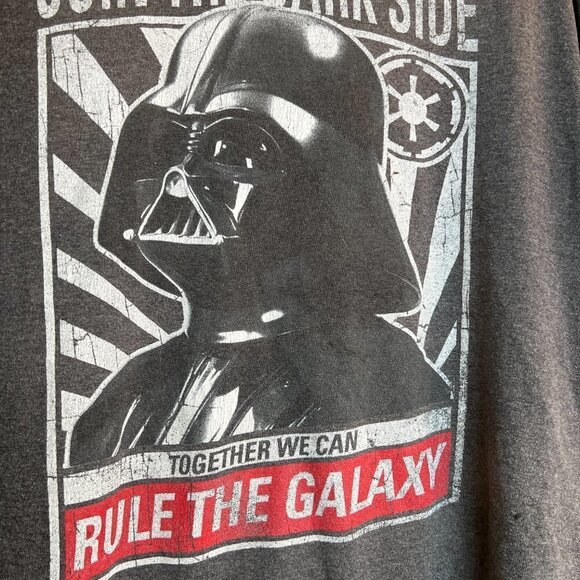 Star Wars Darth Vader & Rogue Graphic Short Sleeve T-Shirts Men's Size Large (2) - Picture 2 of 11